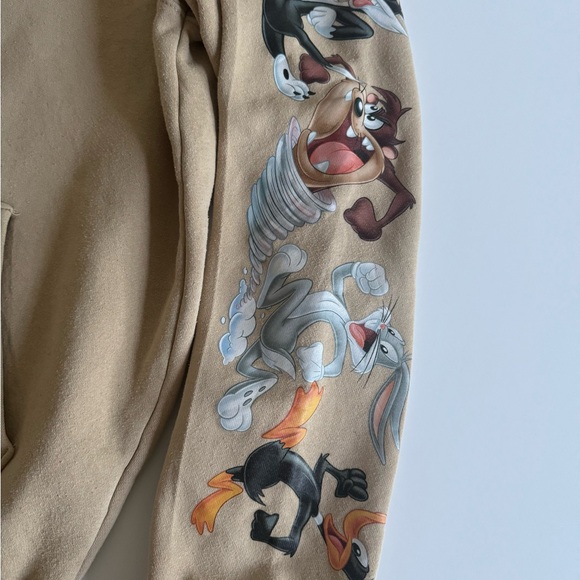 Warner Bros. Tan Looney Tunes Hoodie - Picture 7 of 9